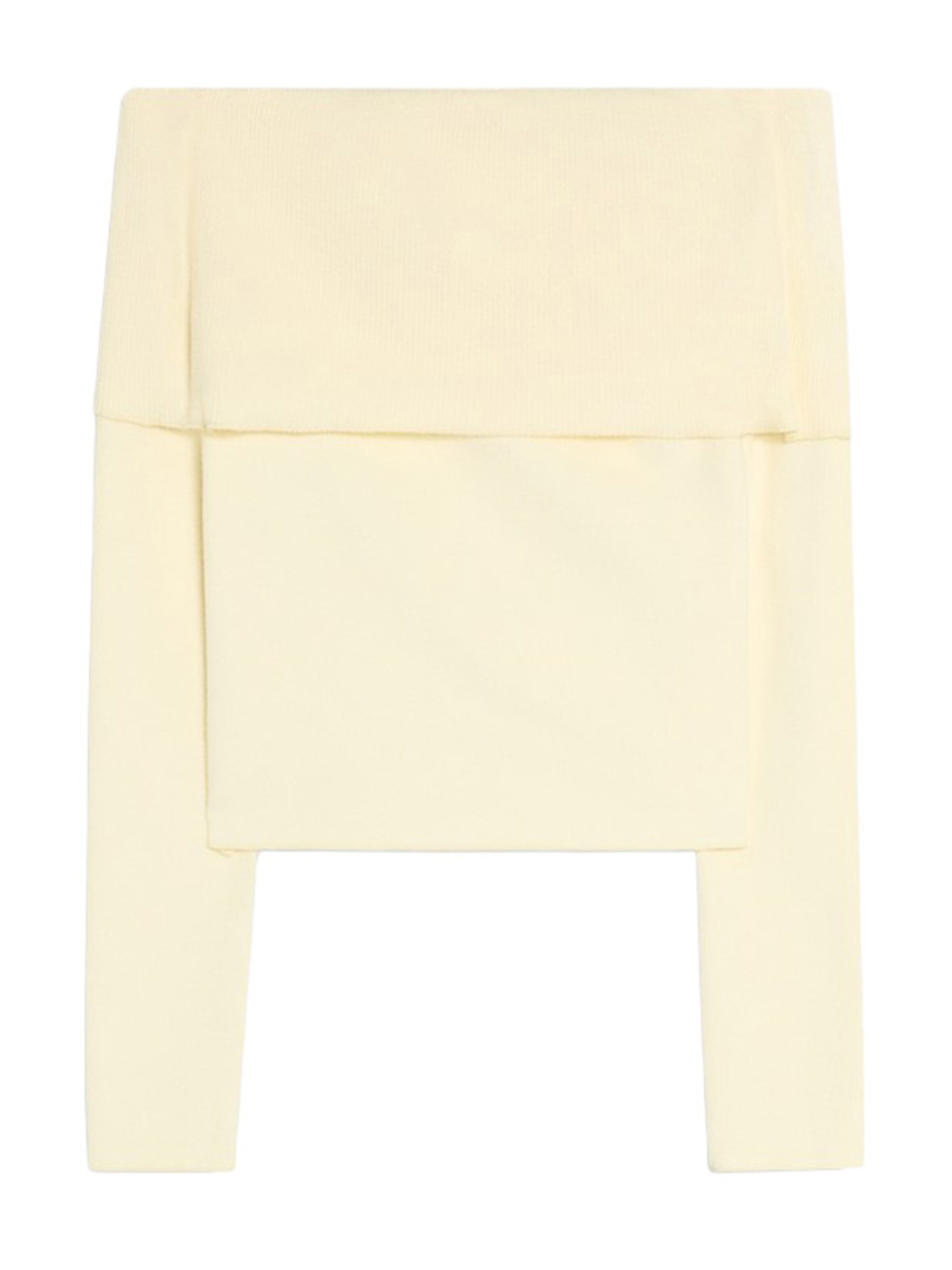 Bershka Sweater in Yellow: front