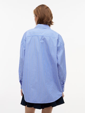 Tommy Jeans Блузка 'ESSENTIAL' в Синий