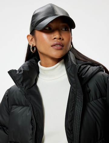 Koton Winterjacke in Schwarz