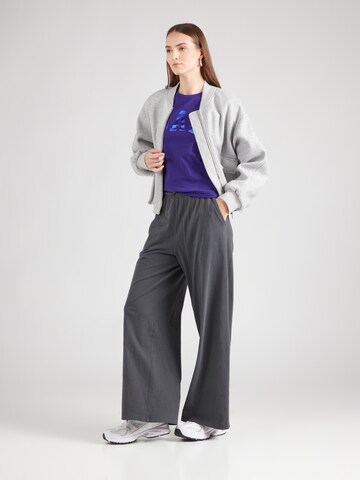 Maglietta 'CLASSIC' di GAP in lilla