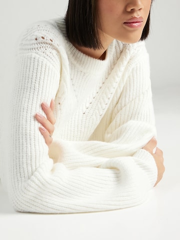 Neo Noir Sweater in White