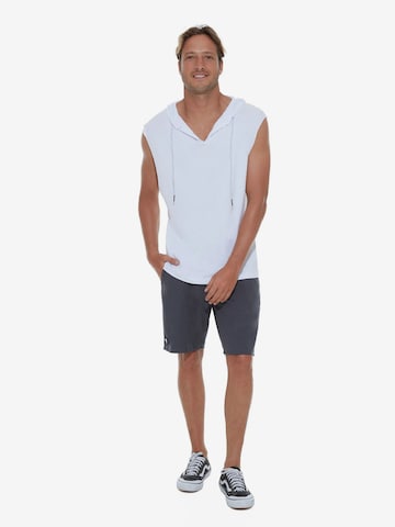 69Slam - Camiseta 'CAMISETA CON CAPUCHA REGAN BLANCA' en blanco: frente