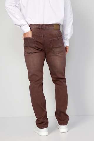 Boston Park Regular Jeans in Brown