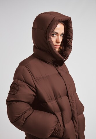 Cappotto invernale 'Cocoon' di JACK1T in marrone