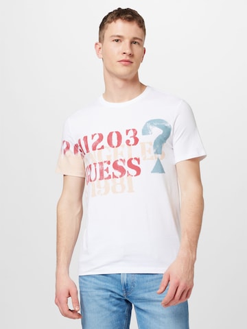 T-Shirt GUESS en blanc : devant