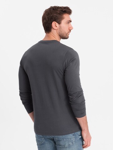 Ombre T-Shirt in Grau