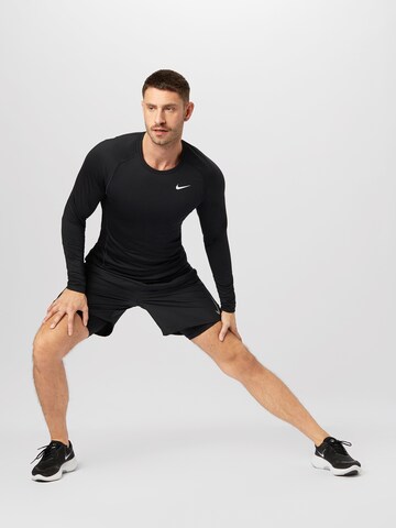 NIKE Regular fit Термобельо  в черно