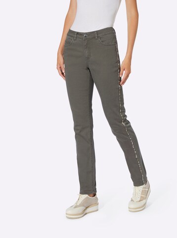 heine Regular Jeans in Groen: voorkant