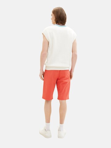 TOM TAILOR DENIM Slimfit Shorts in Rot