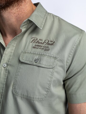 Petrol Industries Regular fit Button Up Shirt 'Wavify' in Green