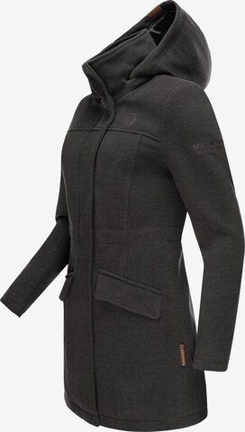 MARIKOO Between-seasons coat in Black