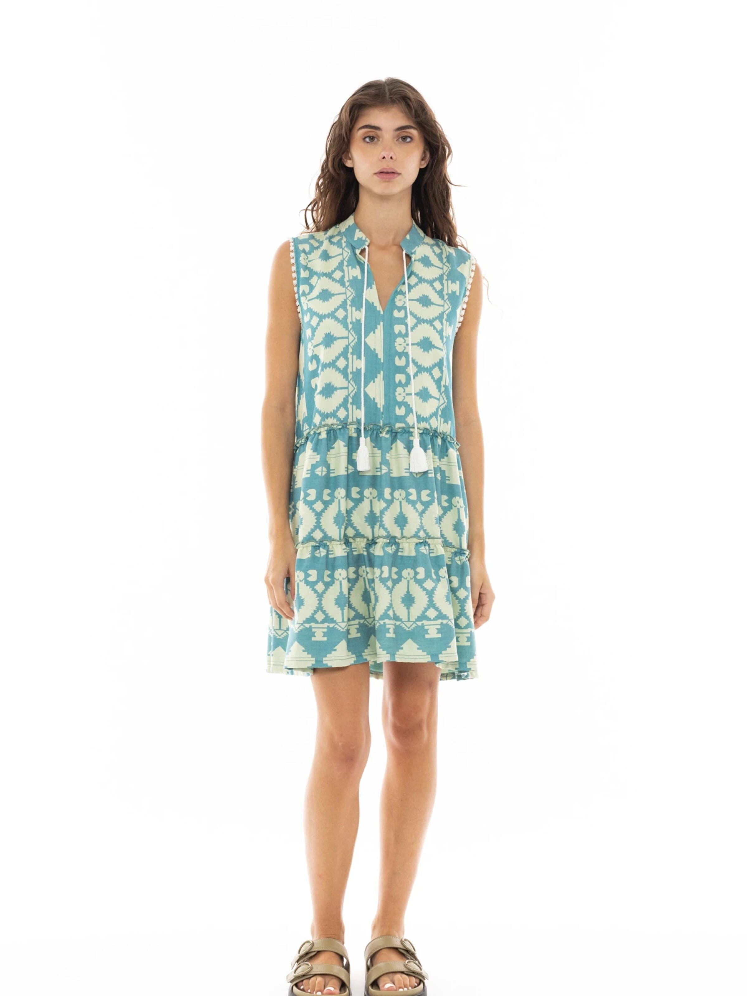 Pink Label - Vestido de verão 'BEACHWEAR EMBROIDERY AQUA' em verde: frente