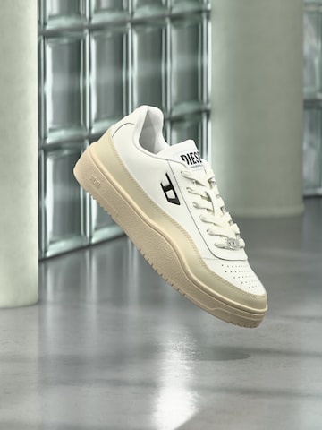 DIESEL Sneakers 'TRACKER-D S-TRACKER-D' in Beige
