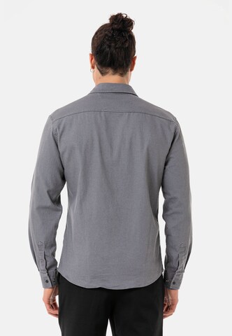 Redbridge Regular Fit Langarmhemd in Grau
