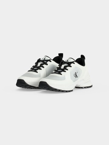 Calvin Klein Sneaker 'HIKE RUNNER' in Weiß