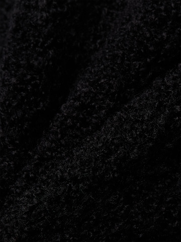 Marie Lund Sweater in Black