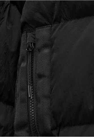 Weekend Offender Winter Jacket 'Amsterdam' in Black