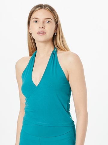 Urban Classics Top in Blauw: voorkant