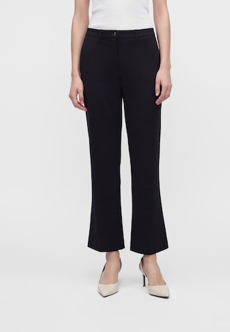Bootcut Pantaloni 'NEW ZOE' de la GUESS pe negru: față