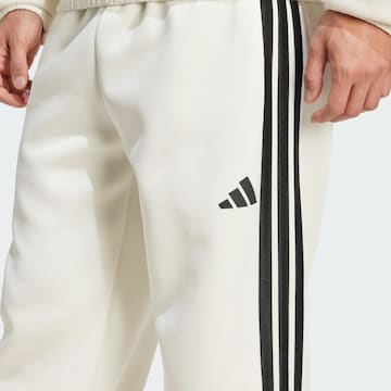 ADIDAS SPORTSWEAR Конический (Tapered) Спортивные штаны 'Stadium' в Белый