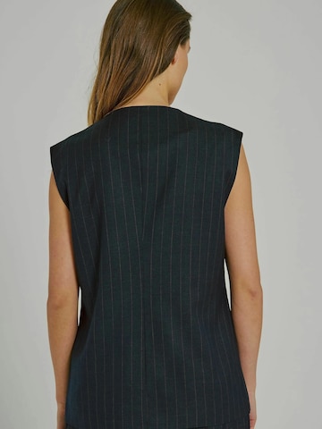 NORR Pukuliivi 'Kandria' värissä vihreä