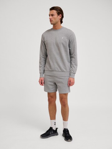 Hummel Sweatshirt 'Pulse' i grå