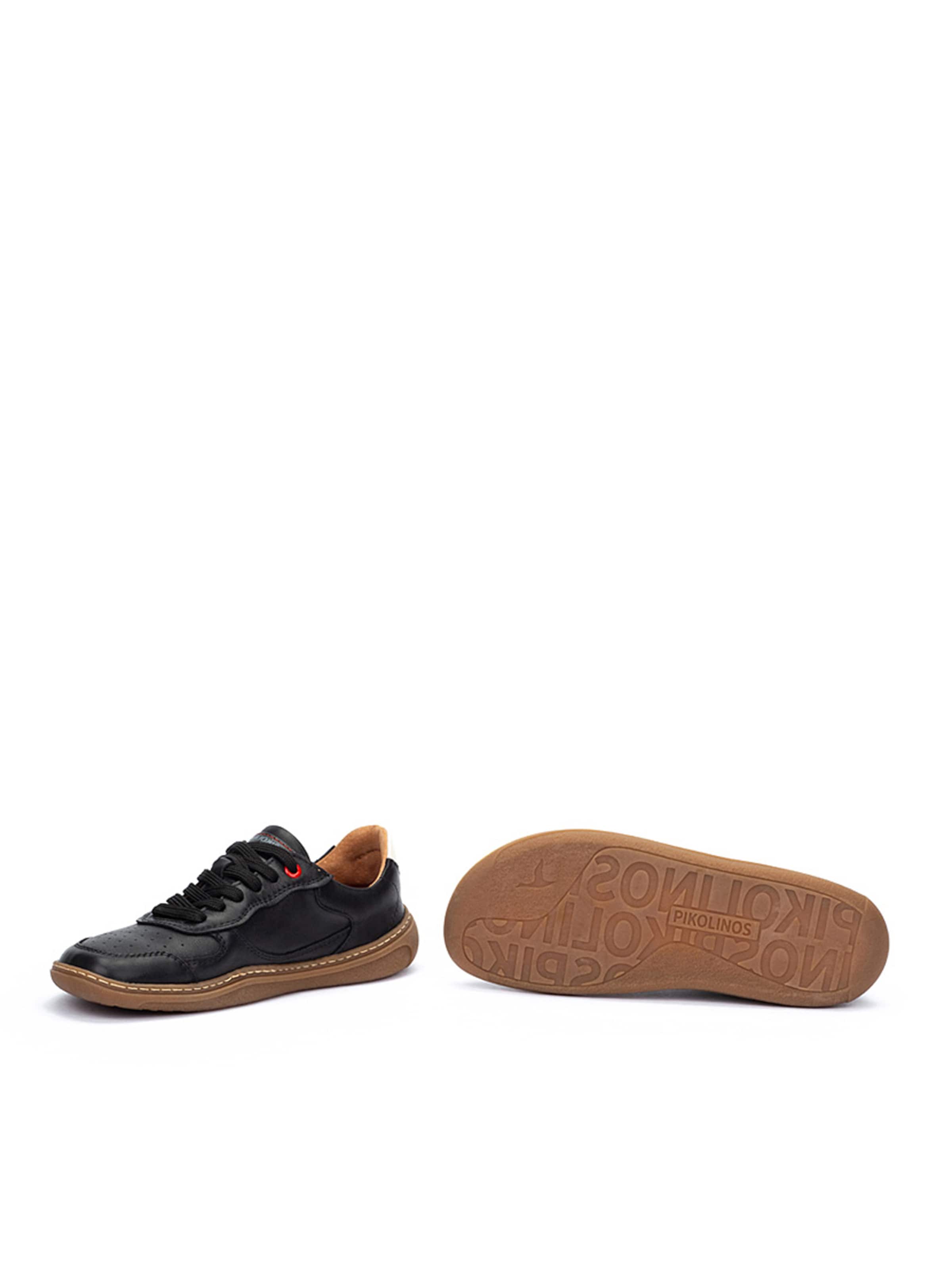 Baskets basses 'ARANJUEZ' PIKOLINOS en noir