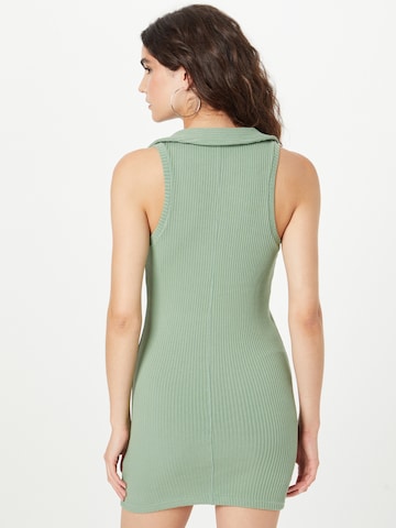 Rochie 'MARIE' de la BDG Urban Outfitters pe verde