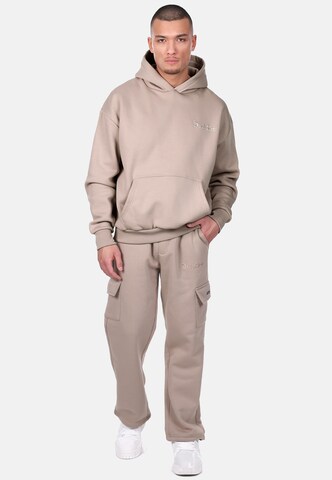 Dropsize Loose fit Cargo trousers in Grey: front