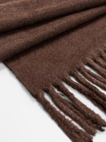 L'Arte Milano Shawl in Brown