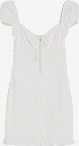 Robe d’été Bershka en beige : devant