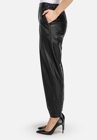 Regular Pantalon HELMIDGE en noir