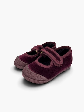 Pisamonas - Zapatos bajos en rojo
