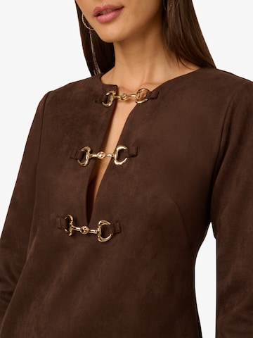 Adrianna Papell Kokerjurk 'Suede Shift Dress' in Bruin