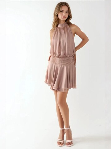Hiccup Cocktail dress in Pink