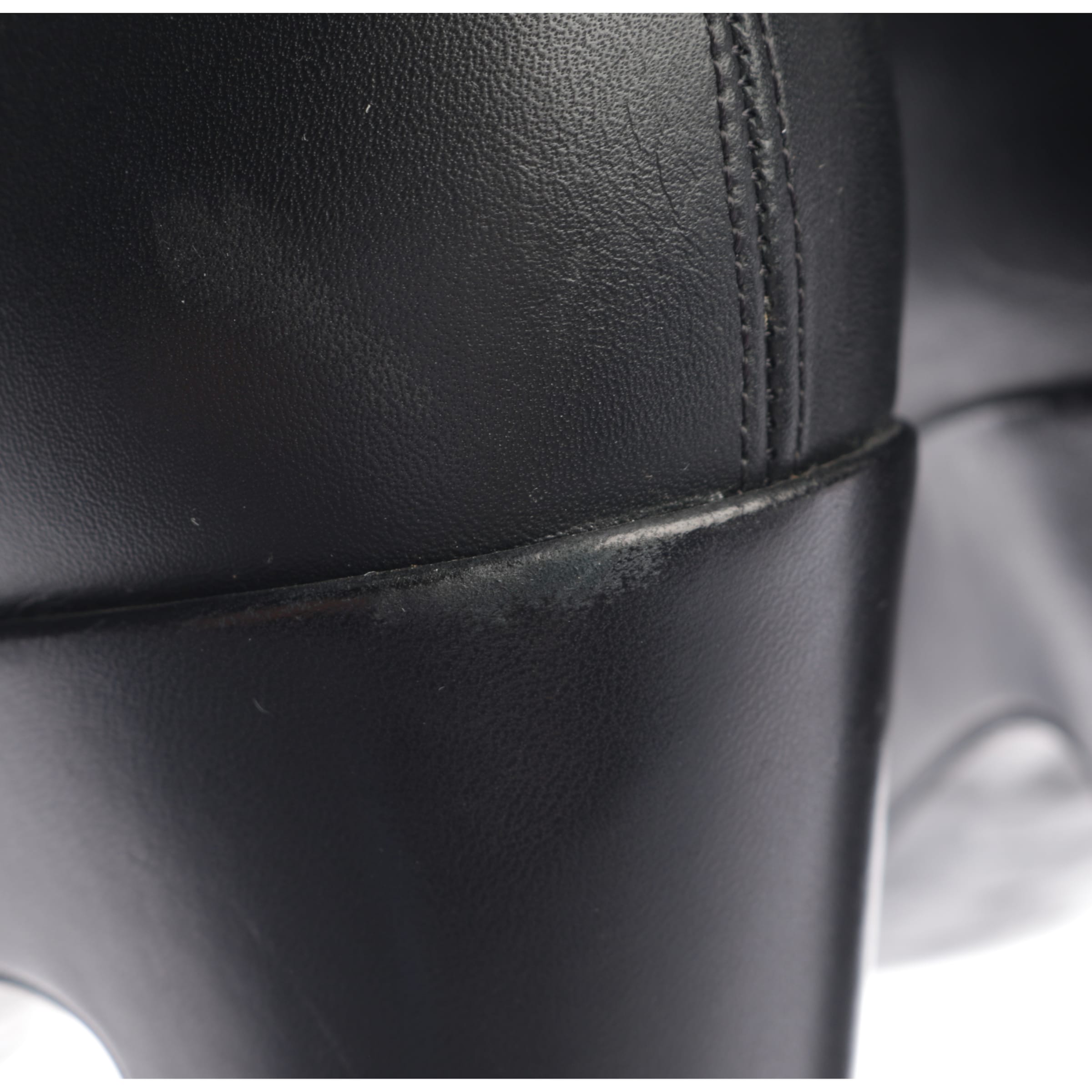 Balenciaga Dress Boots in 40 in Black