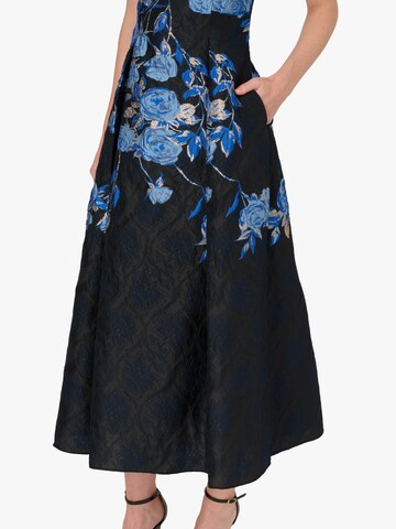 Adrianna Papell Jurk 'Split Neck Jacquard Dress' in Blauw