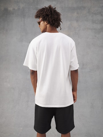 Pacemaker - Camiseta 'Elia' en blanco
