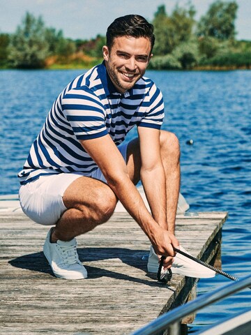Suitable Shirt in Blue: front