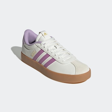 ADIDAS SPORTSWEAR - Sapatilhas baixas 'VL Court 3.0' em branco