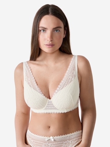 ETAM BH 'PANAMA' in Beige: Vorderseite