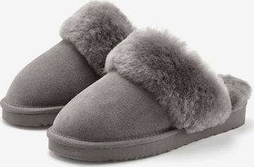 VIVANCE Slippers in Grey: front