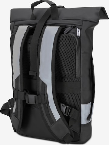 OAK25 - Mochila 'Everyday Rolltop Bike' em preto