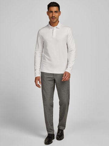 HECHTER PARIS Shirt in White