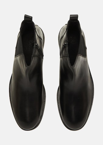 s.Oliver Chelsea Boots in Black: top