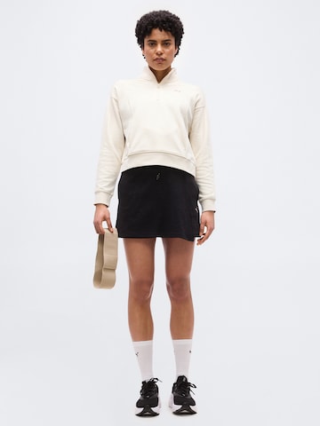 PUMASportska sweater majica 'Class' - bijela boja