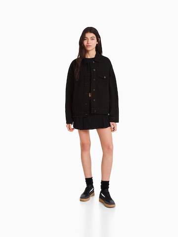 Veste mi-saison Bershka en noir