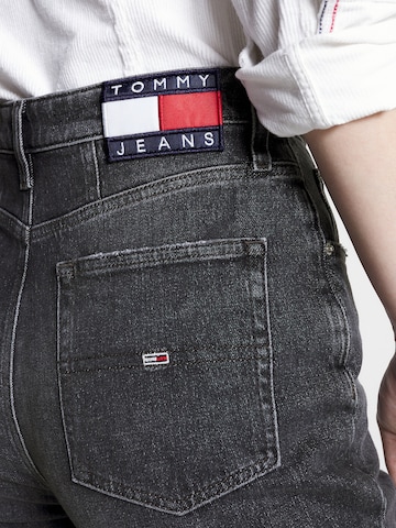 Tommy Jeans Tapered Jeans in Zwart