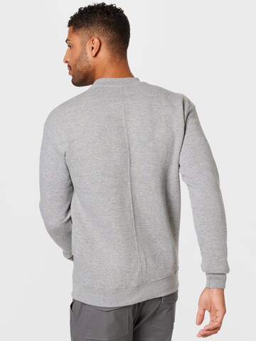!Solid Sweatshirt 'Victer' in Grau