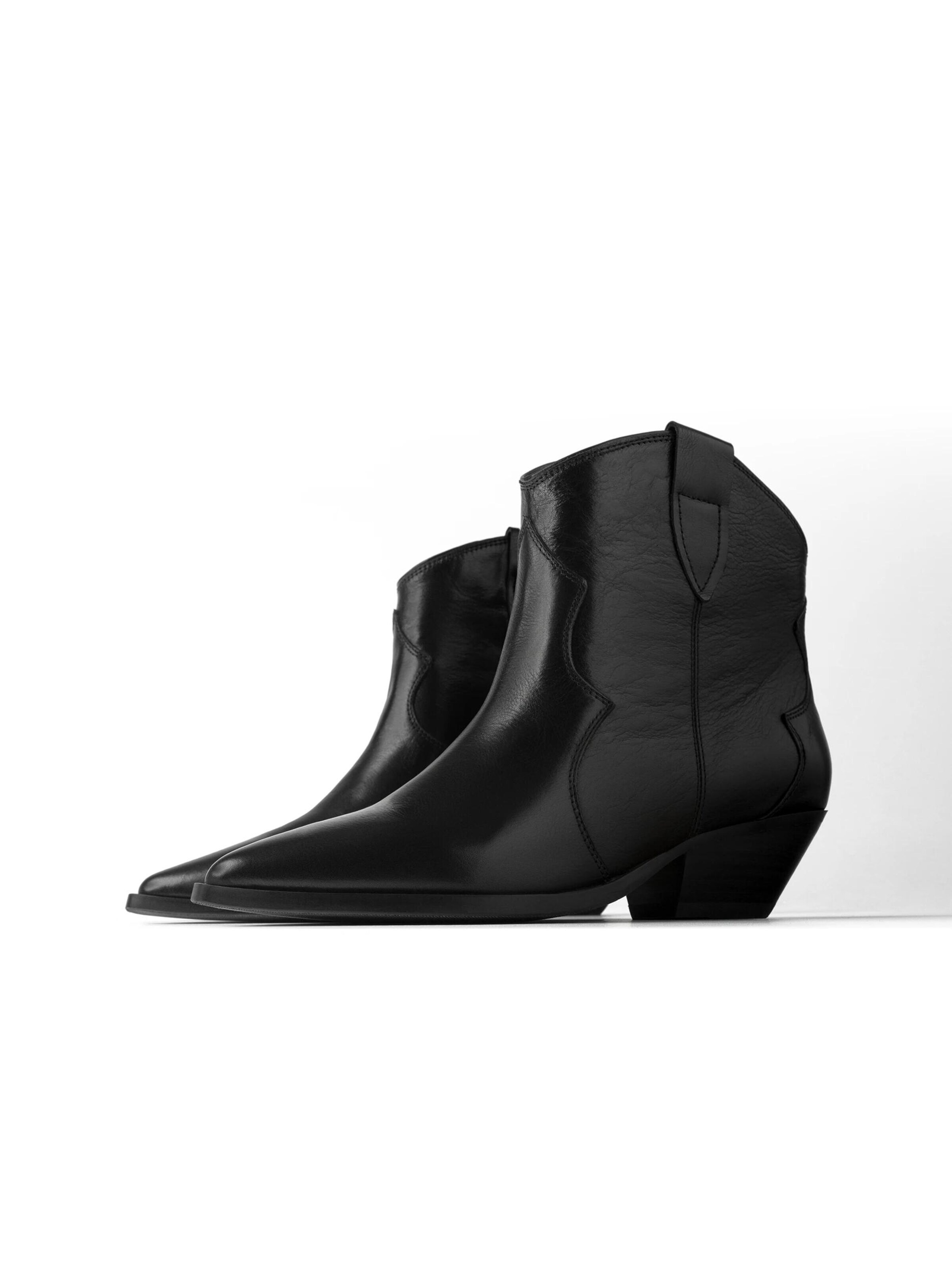 Cizme glezne 'NOTHING TO LOSE' de la L37 HANDMADE SHOES pe negru